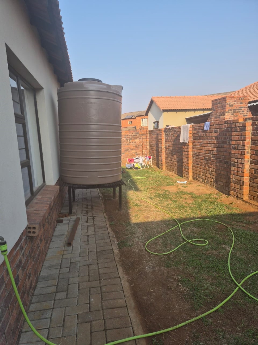 3 Bedroom Property for Sale in Waterval East North West